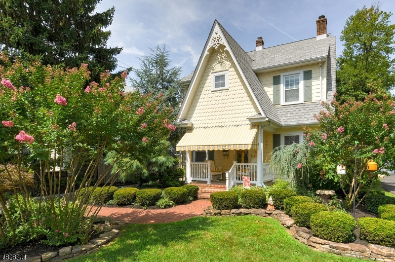 136 Stout Ave, Middlesex, NJ 08846 - photo 1