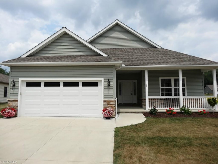 324 Alissa Ln, Canal Fulton, OH 44614 - photo 1