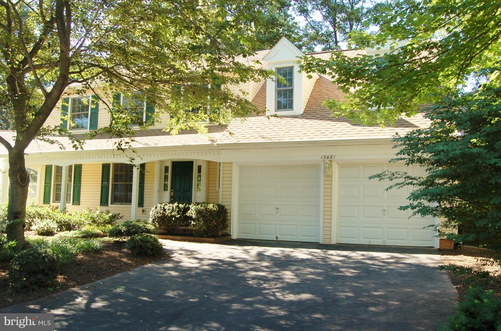 13481 Stream Valley Dr, Chantilly, VA 20151 - photo 1