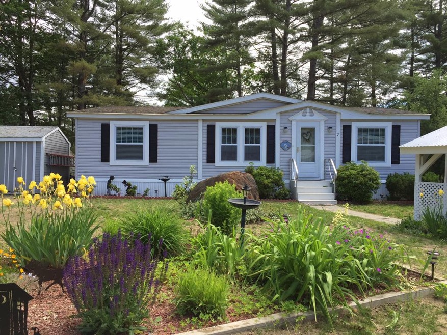 7 Prince Ln, Epsom, NH 03234 - photo 1