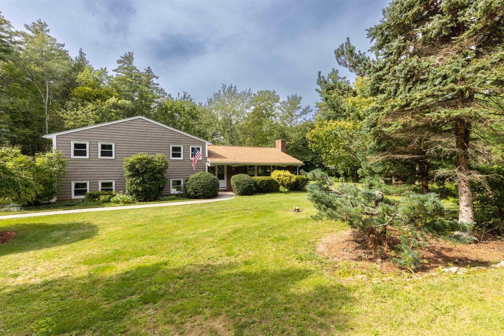 1 Strawberry Hill Rd, Bedford, NH 03110 - photo 1