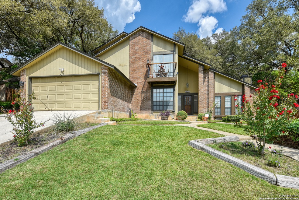 11211 Lago Vista, Helotes, TX 78023 - photo 1