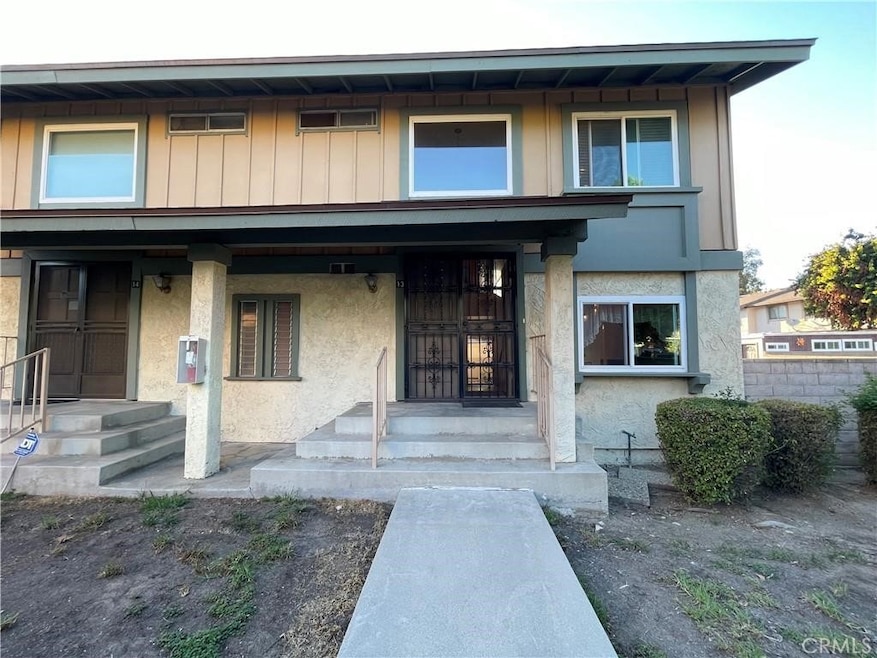 6625 Wilbur Ave unit 13, Reseda, CA 91335 - photo 1