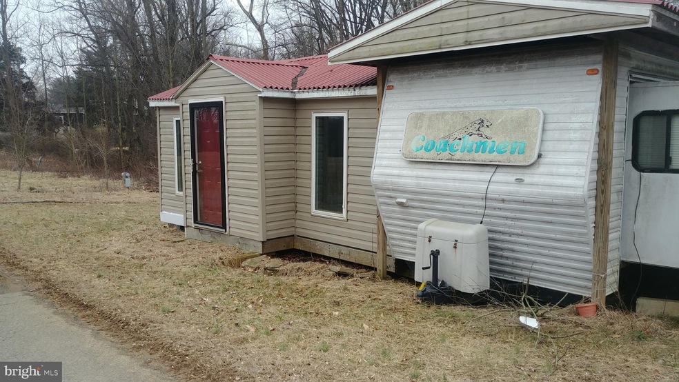 11-12 Mohawk Ln unit GLEN 2, 1, Cecilton, MD 21919 - photo 1