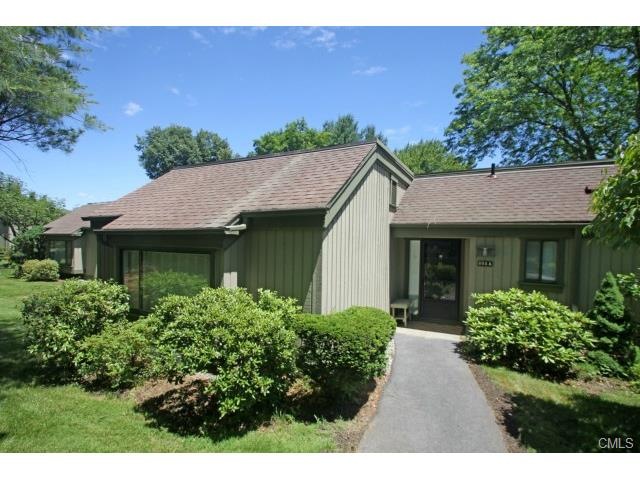 608A Heritage Village unit A, Southbury, CT 06488 - photo 1