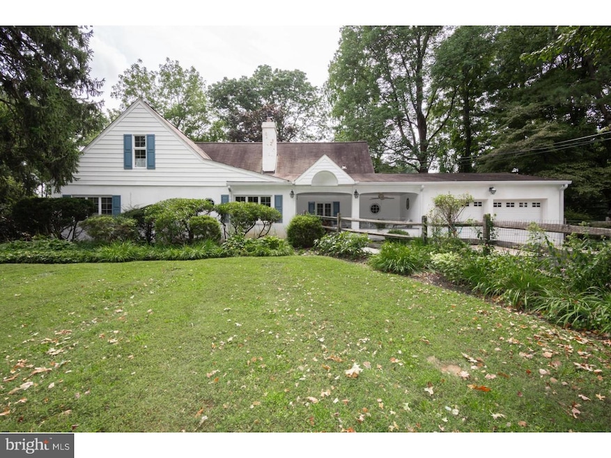 828 Crestview Dr, Springfield, PA 19064 - photo 1