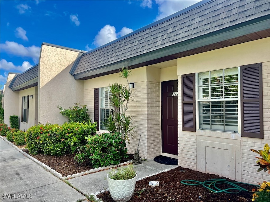 6300 S Pointe Blvd unit 312, Fort Myers, FL 33919 - photo 1