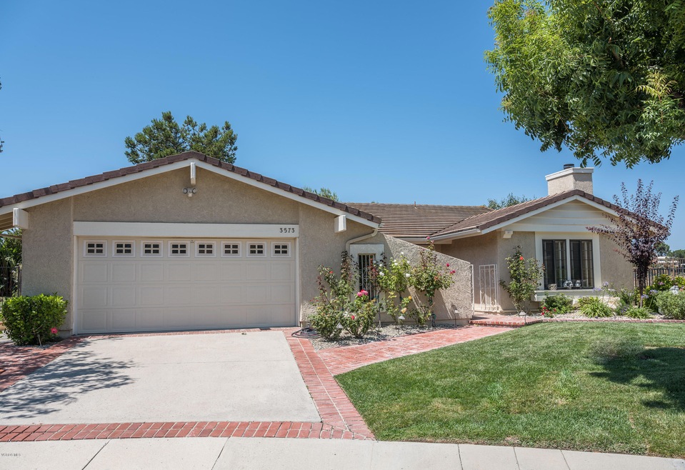 3573 Raincloud Ct, Thousand Oaks, CA 91362 - photo 1