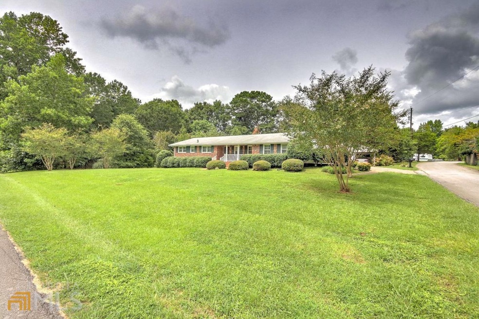 185 Dixie Meadow Ln, Carrollton, GA 30117 - photo 1