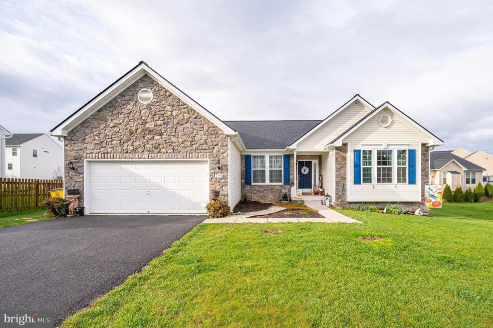 135 Bugatti Ct, Inwood, WV 25428 - photo 1