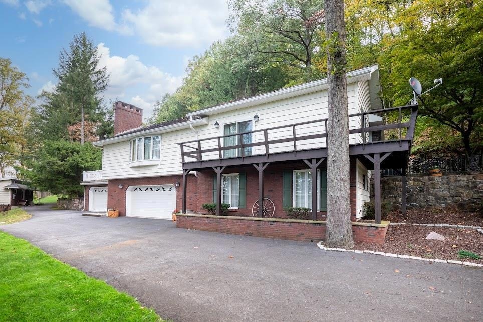 Sold $500,000 • Co-Listing Agent