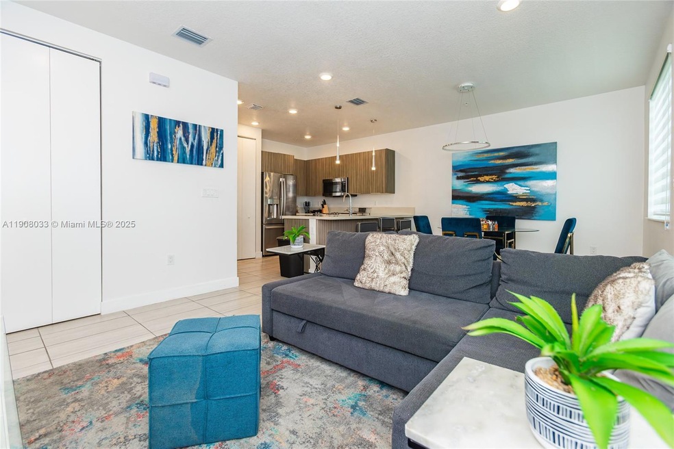 6401 NW 103rd Place unit 301, Doral, FL 33178 - photo 1