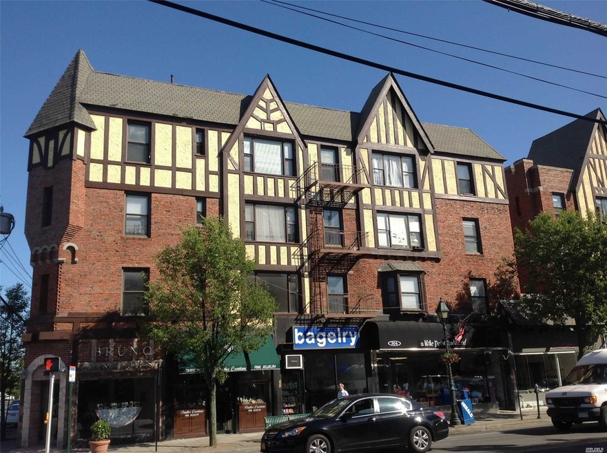 97 Cedarhurst Ave unit 3Q, Cedarhurst, NY 11516 - photo 1