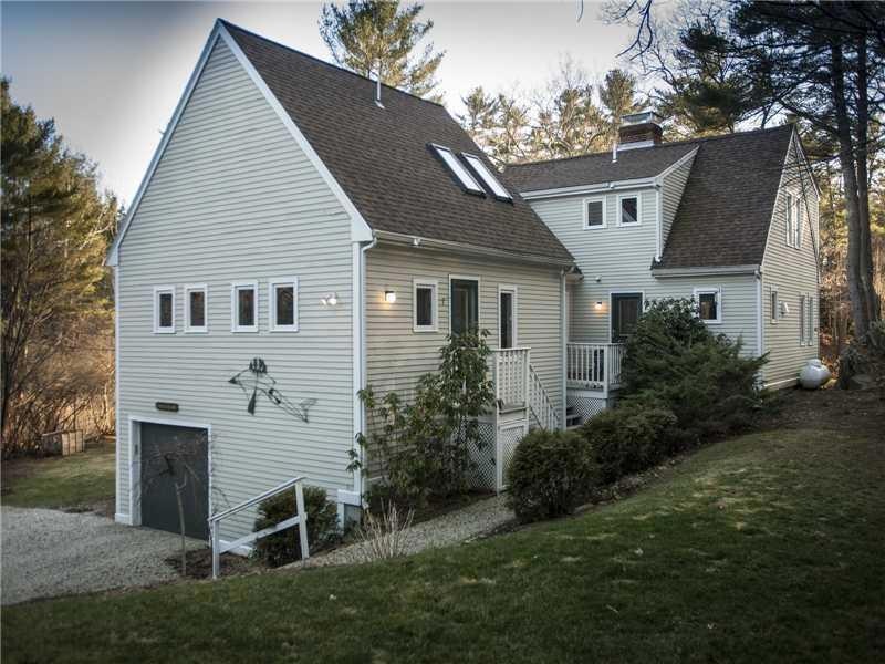 16 Pocahontas Rd, Kittery Point, ME 03905 - photo 1