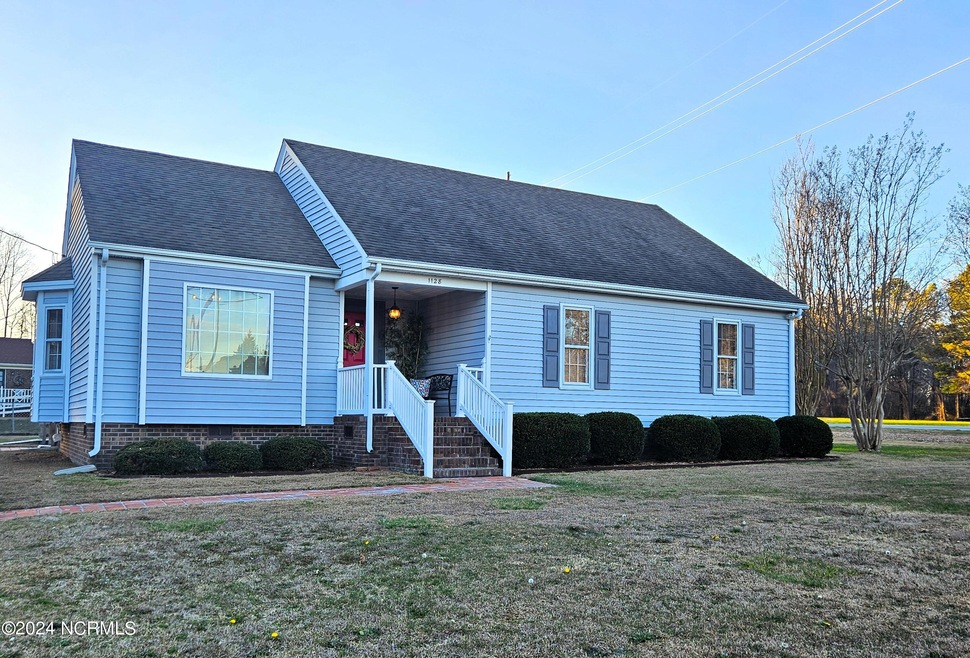 1128 Strawbush Road