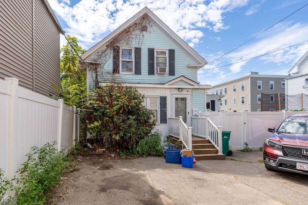 82 Franklin St, Lynn, MA 01902 - photo 1