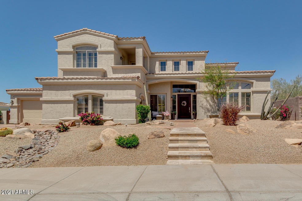 IMPRESSIVE EXTERIOR