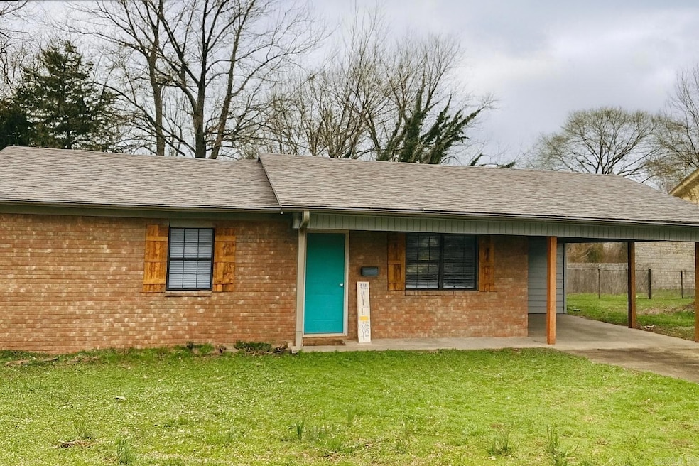 905 W Center Ave, Searcy, AR 72143 - photo 1