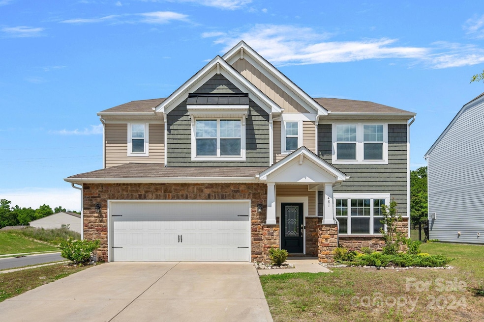 481 Zoe Bee Dr, Clover, SC 29710 - photo 1