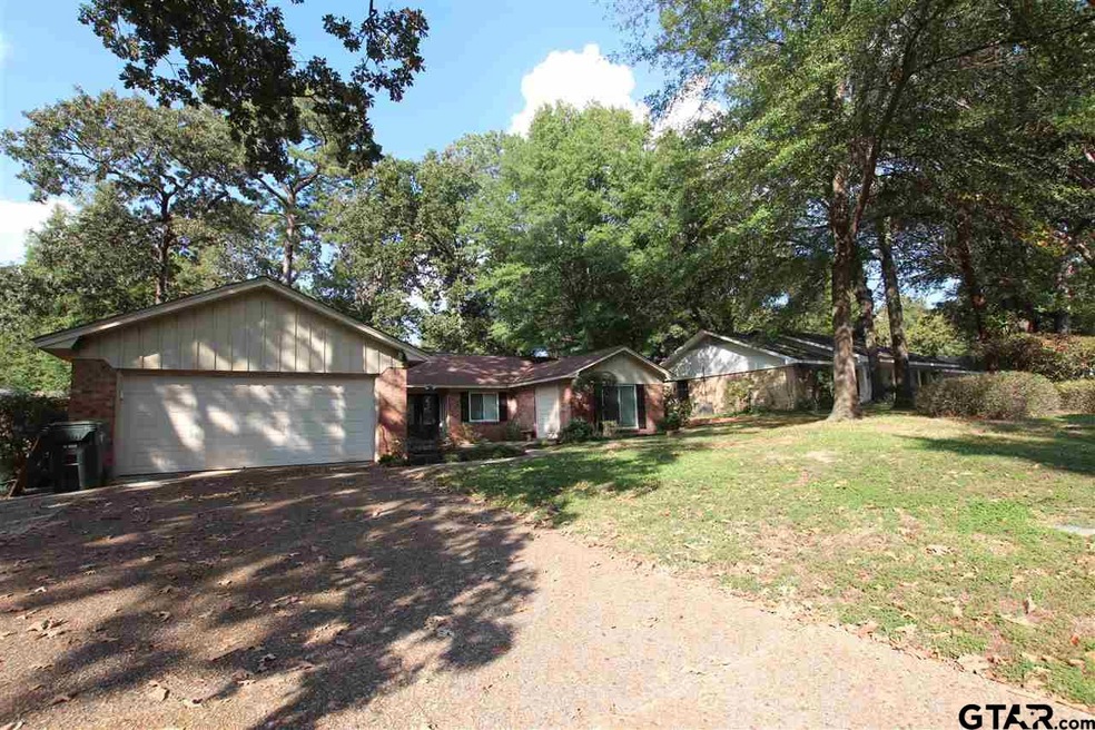1512 1512 Devonshire, Tyler, TX 75703 - photo 1