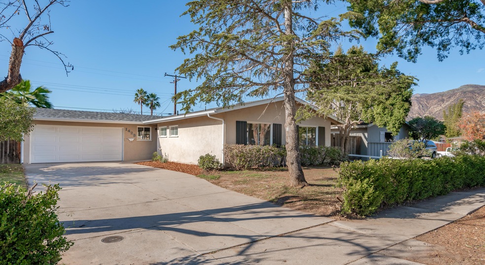 1423 Linden
