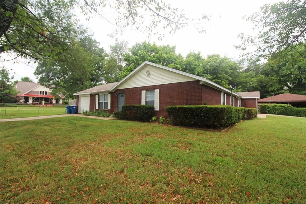 307 NW Lefors, Bentonville, AR 72712 - photo 1