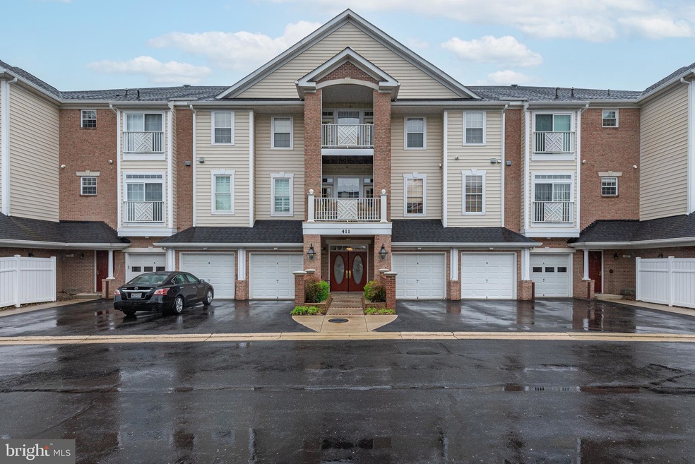411 Hamlet Club Dr unit 102, Edgewater, MD 21037 - photo 1