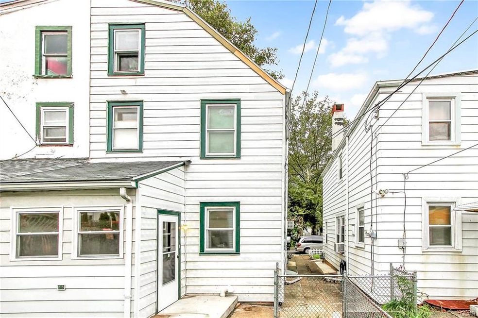 714 Hawthorne Rd, Bethlehem, PA 18018 - photo 1