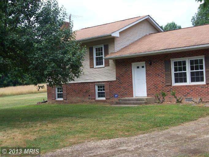 2502 Lazy Acres Rd, Clinton, MD 20735 - photo 1