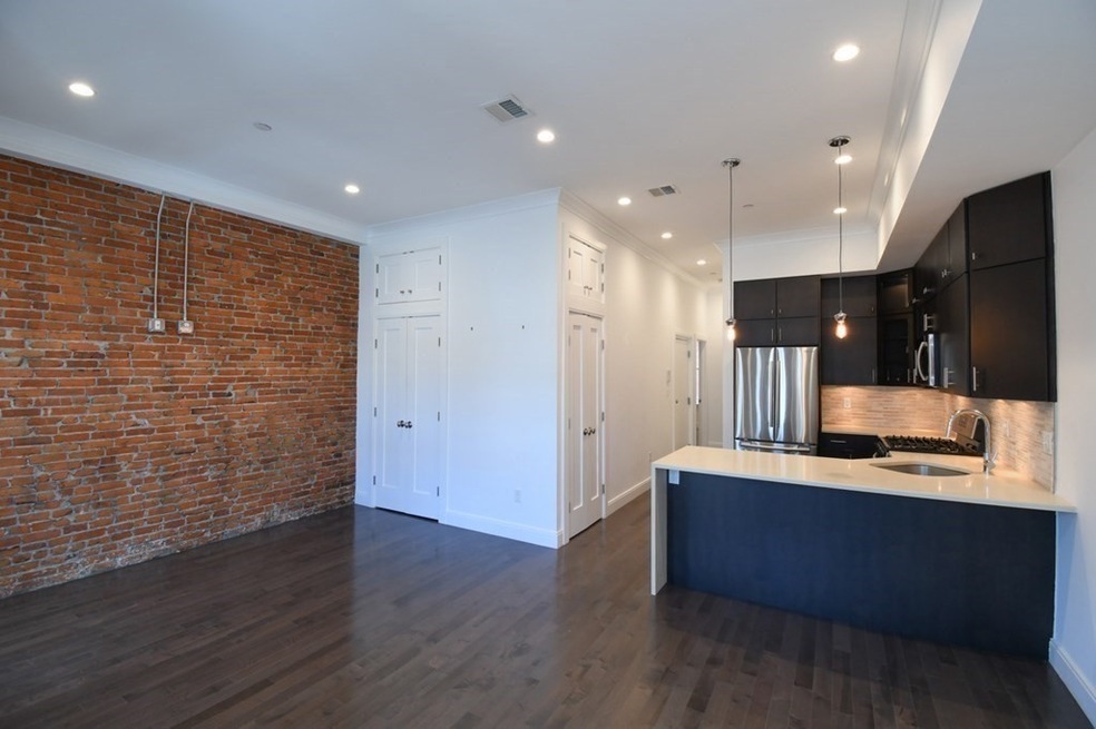 134 Warren St unit 2, Roxbury, MA 02119 - photo 1