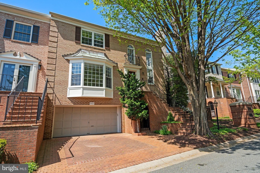 9451 Turnberry Dr, Potomac, MD 20854 - photo 1