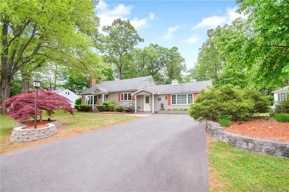 7 South Rd, Enfield, CT 06082 - photo 1