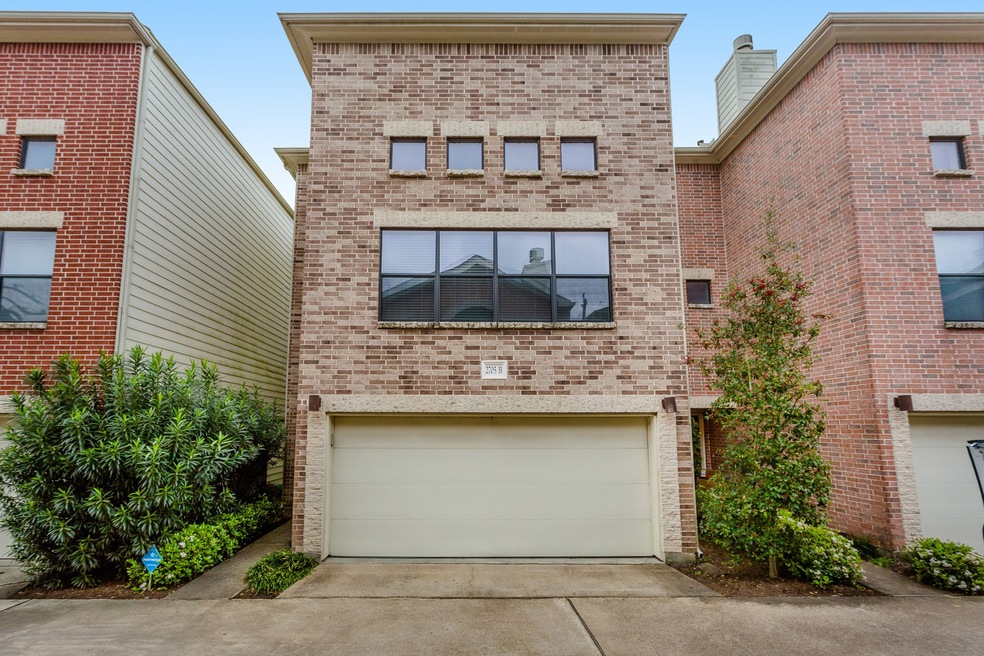 2705 Rutland St unit B, Houston, TX 77008 - photo 1