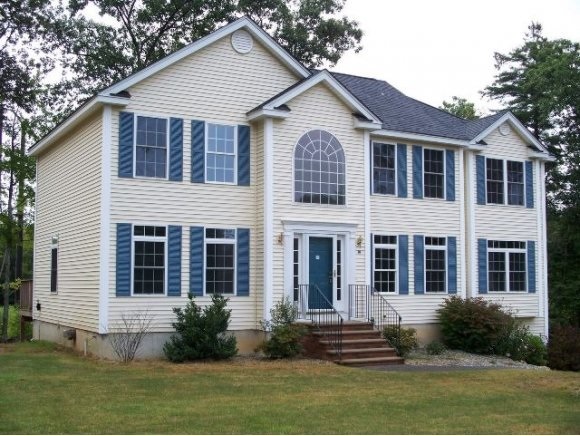 18 Gorton Dr, Danville, NH 03819 - photo 1