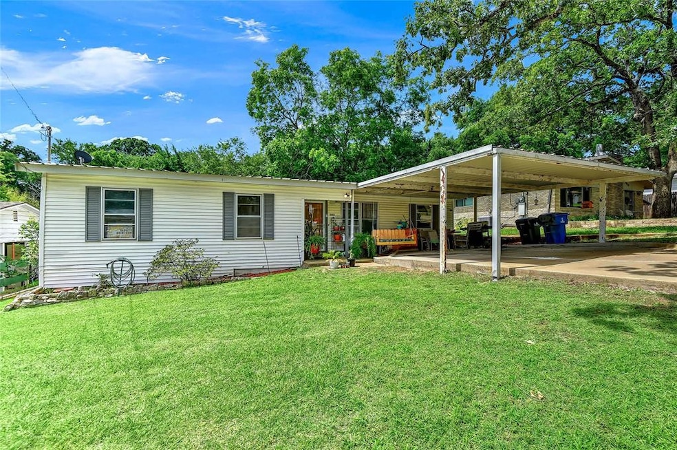 2612 W Washington St, Denison, TX 75020 - photo 1