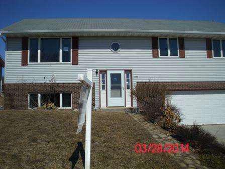 3230 Squire Ln, West Bend, WI 53090 - photo 1