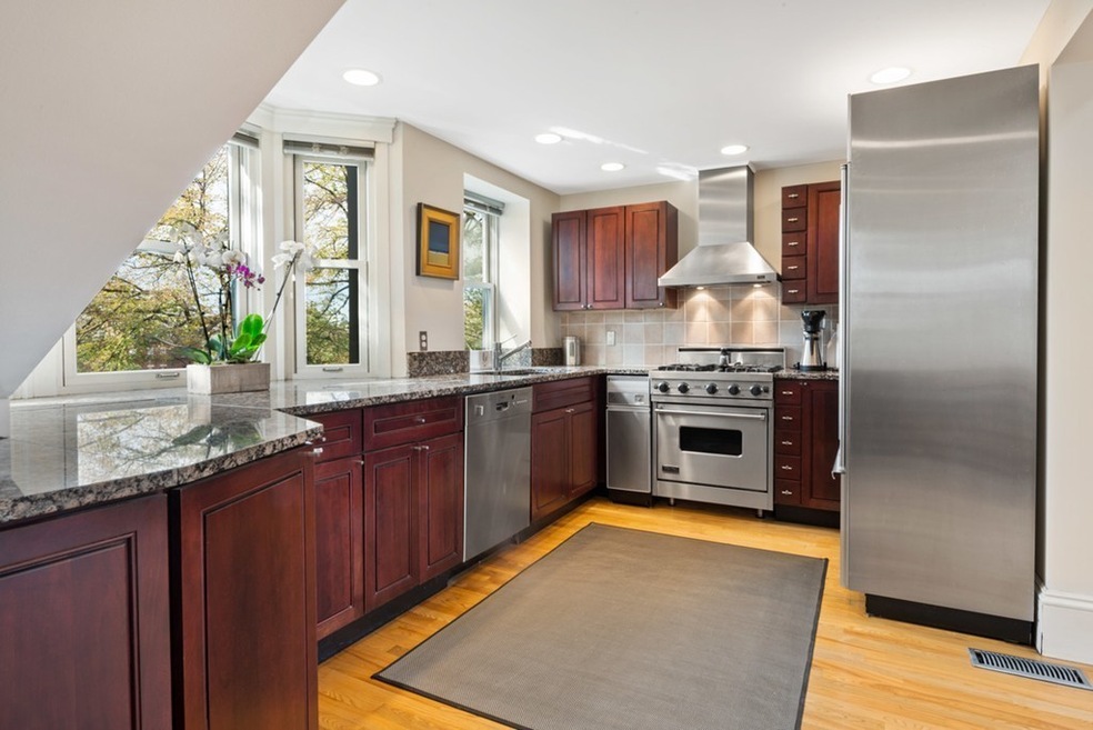 55 Worcester St unit 3, Boston, MA 02118 - photo 1