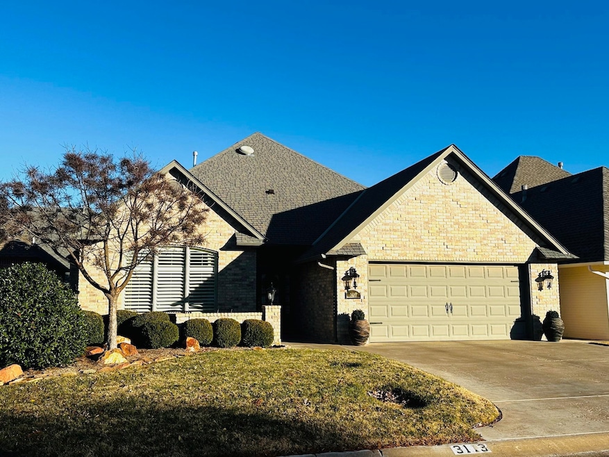 3113 Dans Ct, Enid, OK 73703 - photo 1