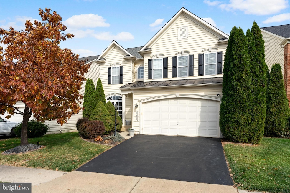 13836 Tarleton Ct, Gainesville, VA 20155 - photo 1