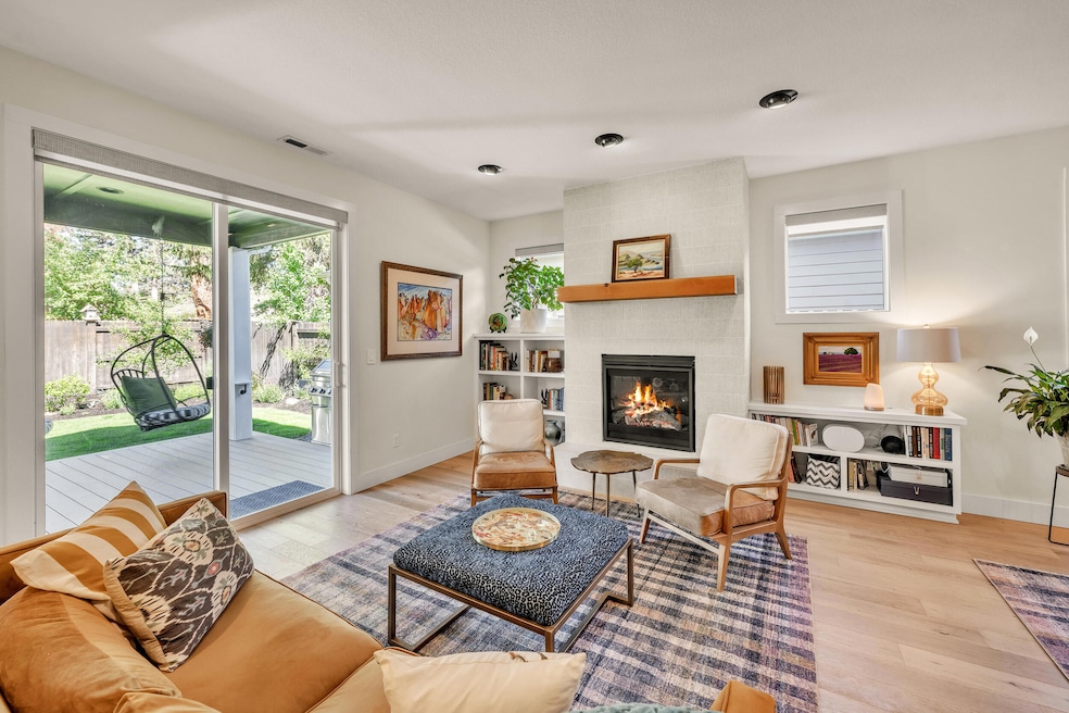 63127 nw vista meadow warm-8