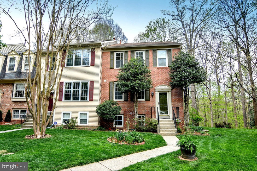 6810 Earthstar Ct, Springfield, VA 22152 - photo 1