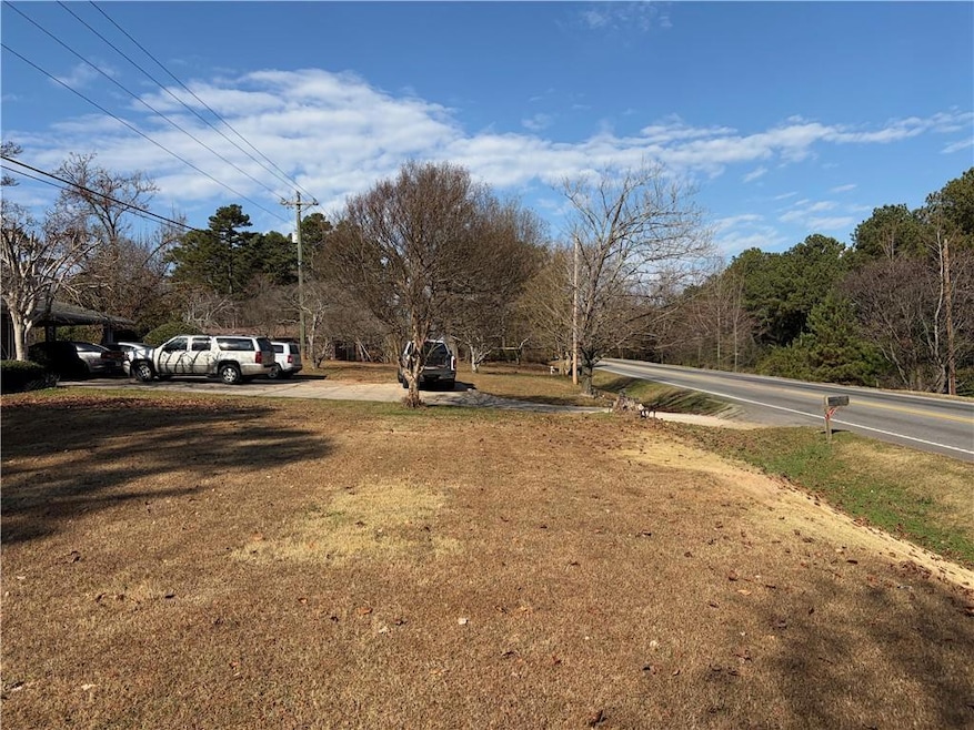 1546 Candler Rd, Gainesville, GA 30507 - photo 1