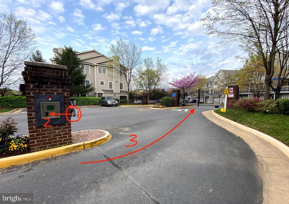 4500 Superior Square, Fairfax, VA 22033 - photo 1