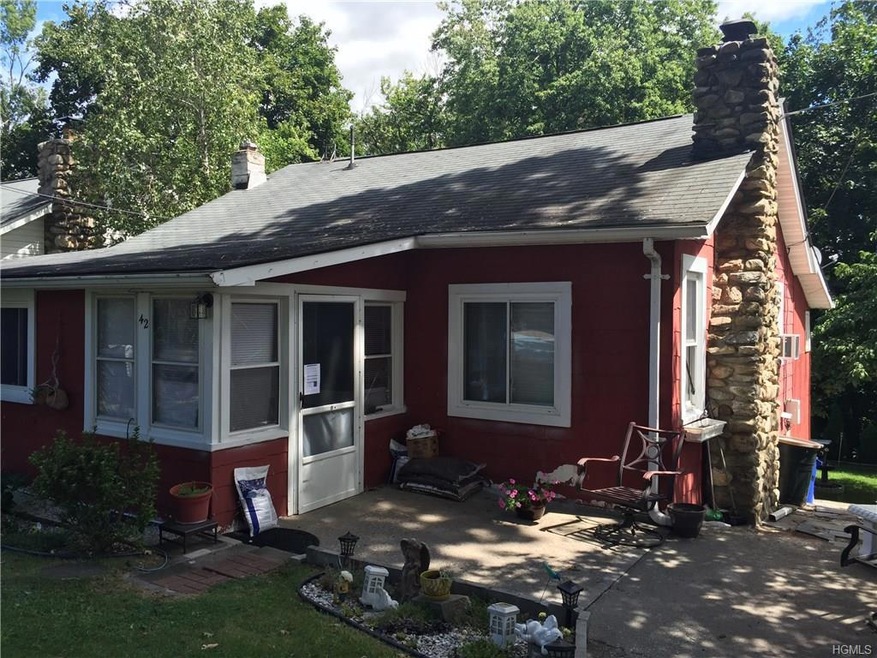 42 Argyle St, Lake Peekskill, NY 10537 - photo 1