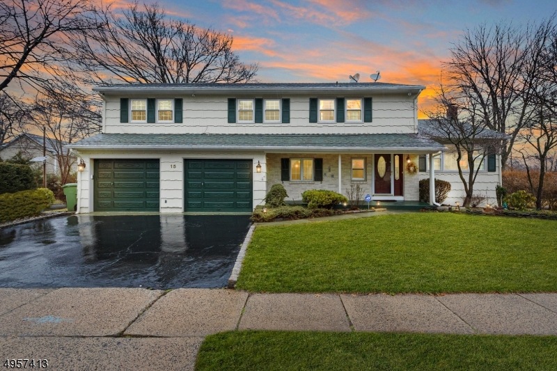 15 Calvert Ave E, Edison, NJ 08820 - photo 1