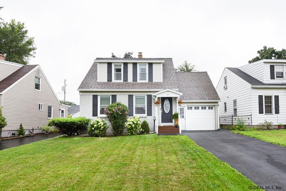 187 Hollywood Ave, Albany, NY 12209 - photo 1