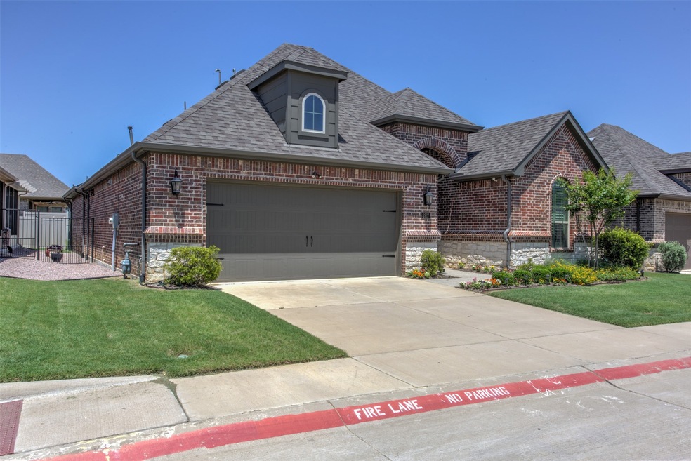 2917 Cascada Way unit 2917, Mansfield, TX 76063 - photo 1