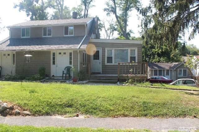 42 Oliver St unit 2, Wading River, NY 11792 - photo 1