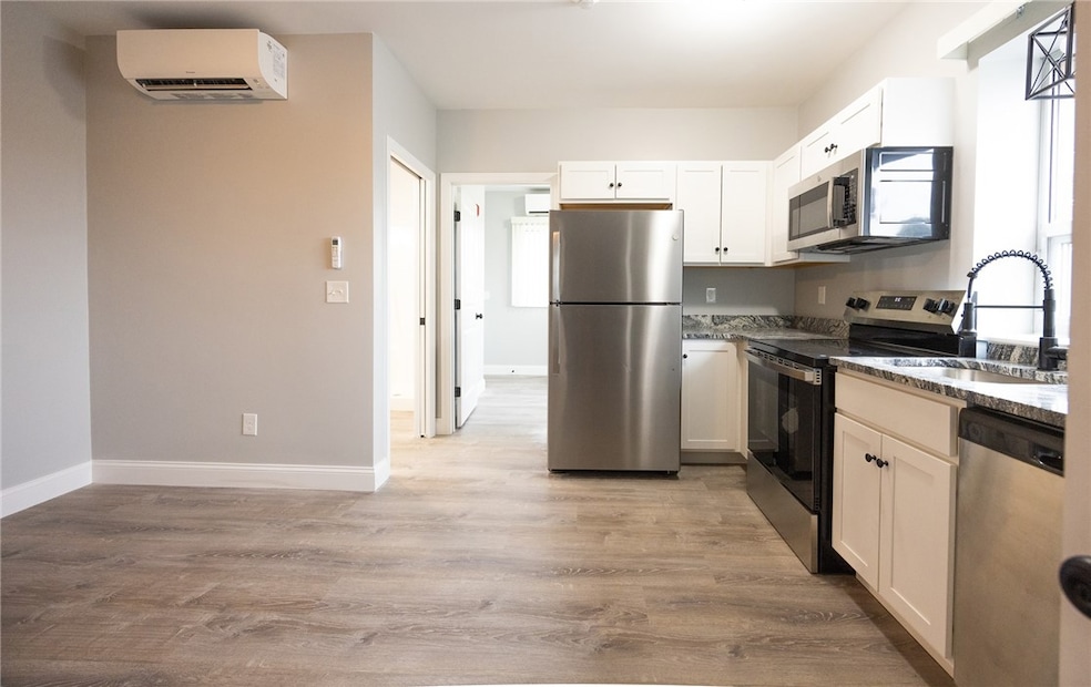 6899 Post Rd unit 204, North Kingstown, RI 02852 - photo 1