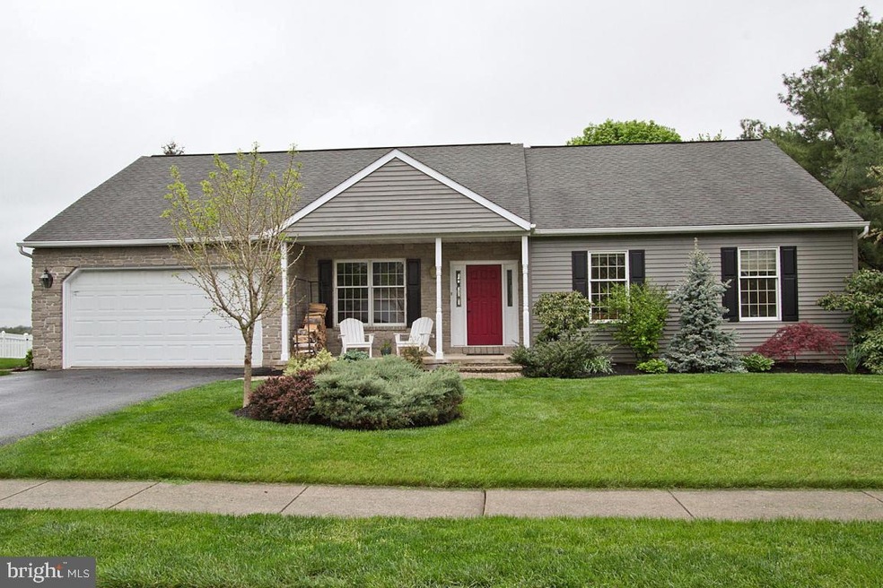 23 Aspen Dr, Leola, PA 17540 - photo 1